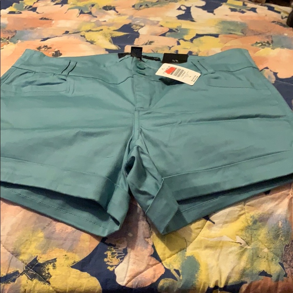 Torrid shorts new size 14